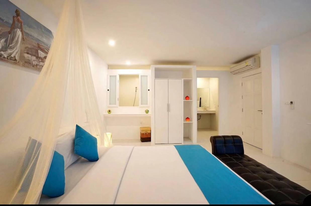 Grand Bleu Ocean View Pool Suite Pantai Kamala Bagian luar foto