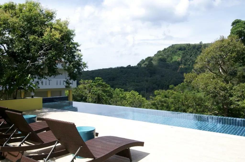 Grand Bleu Ocean View Pool Suite Pantai Kamala Bagian luar foto