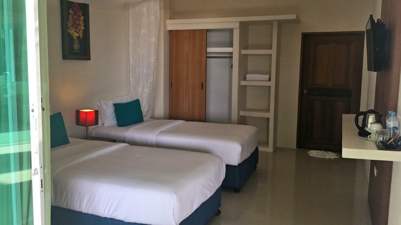Grand Bleu Ocean View Pool Suite Pantai Kamala Bagian luar foto