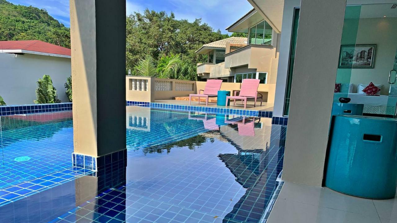 Grand Bleu Ocean View Pool Suite Pantai Kamala Bagian luar foto