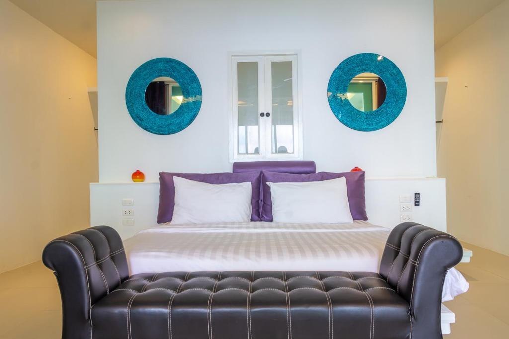 Grand Bleu Ocean View Pool Suite Pantai Kamala Bagian luar foto