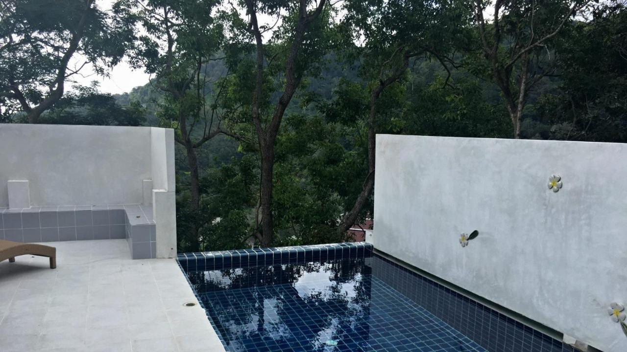 Grand Bleu Ocean View Pool Suite Pantai Kamala Bagian luar foto