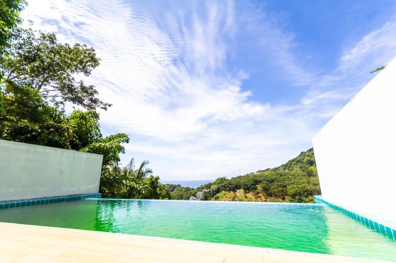 Grand Bleu Ocean View Pool Suite Pantai Kamala Bagian luar foto