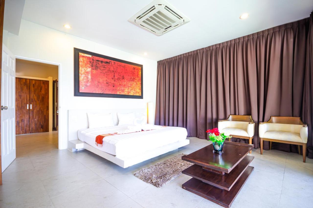 Grand Bleu Ocean View Pool Suite Pantai Kamala Bagian luar foto