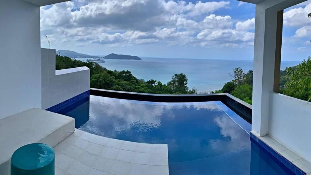 Grand Bleu Ocean View Pool Suite Pantai Kamala Bagian luar foto